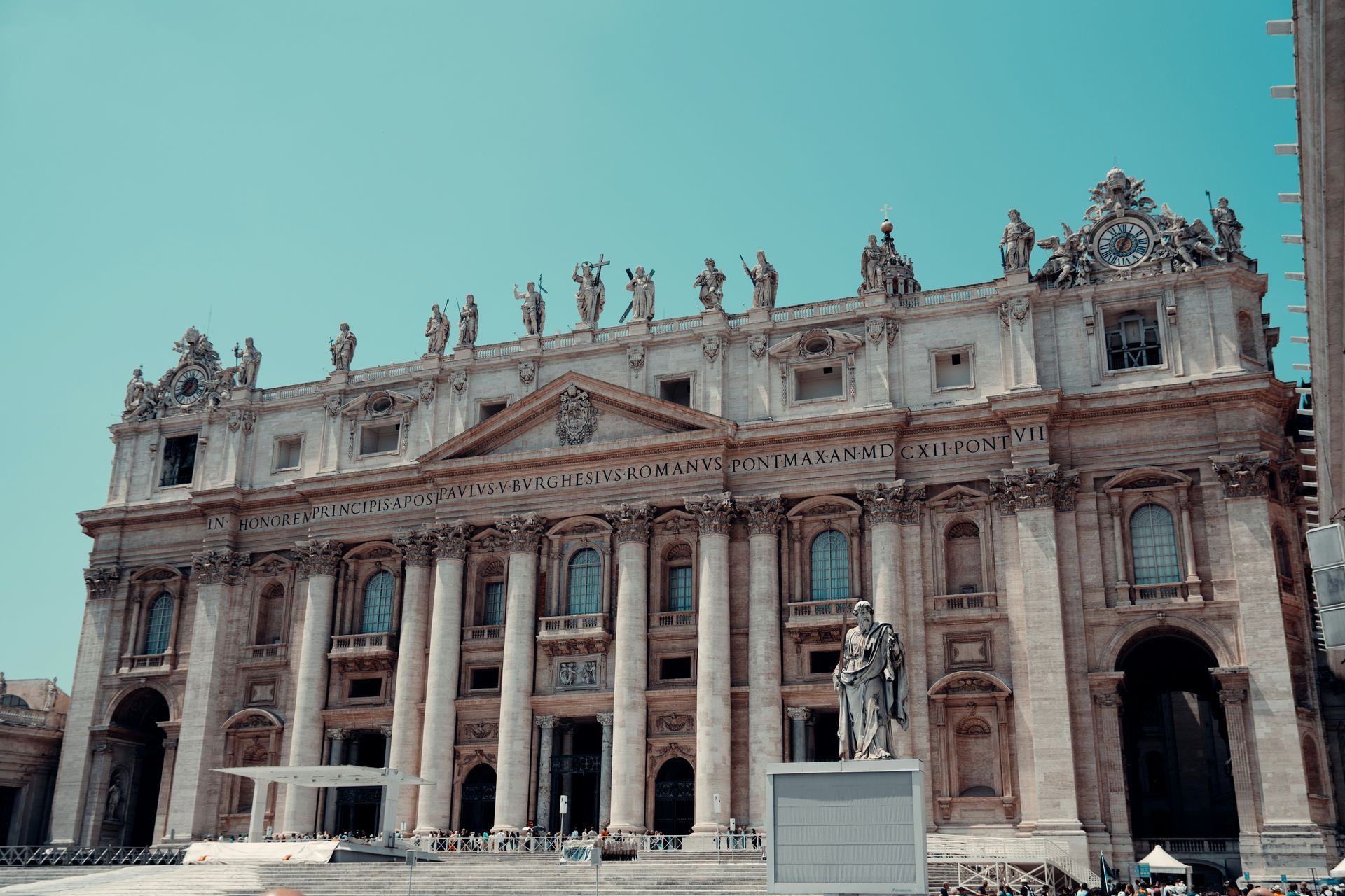 St. Peter's Basilica St. Peter's Basilica