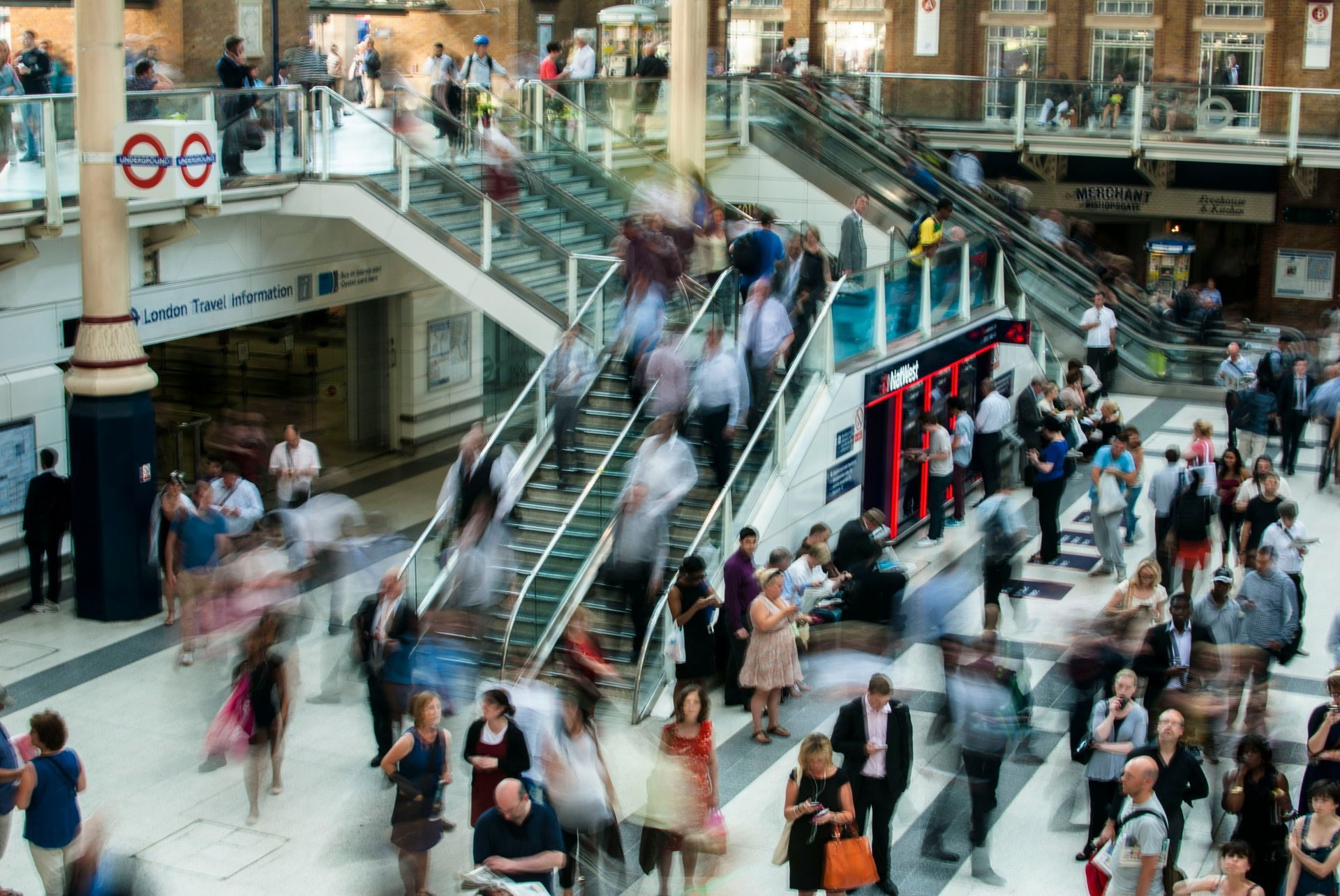 Stay Alert in Crowded Areas Stay Alert in Crowded Areas