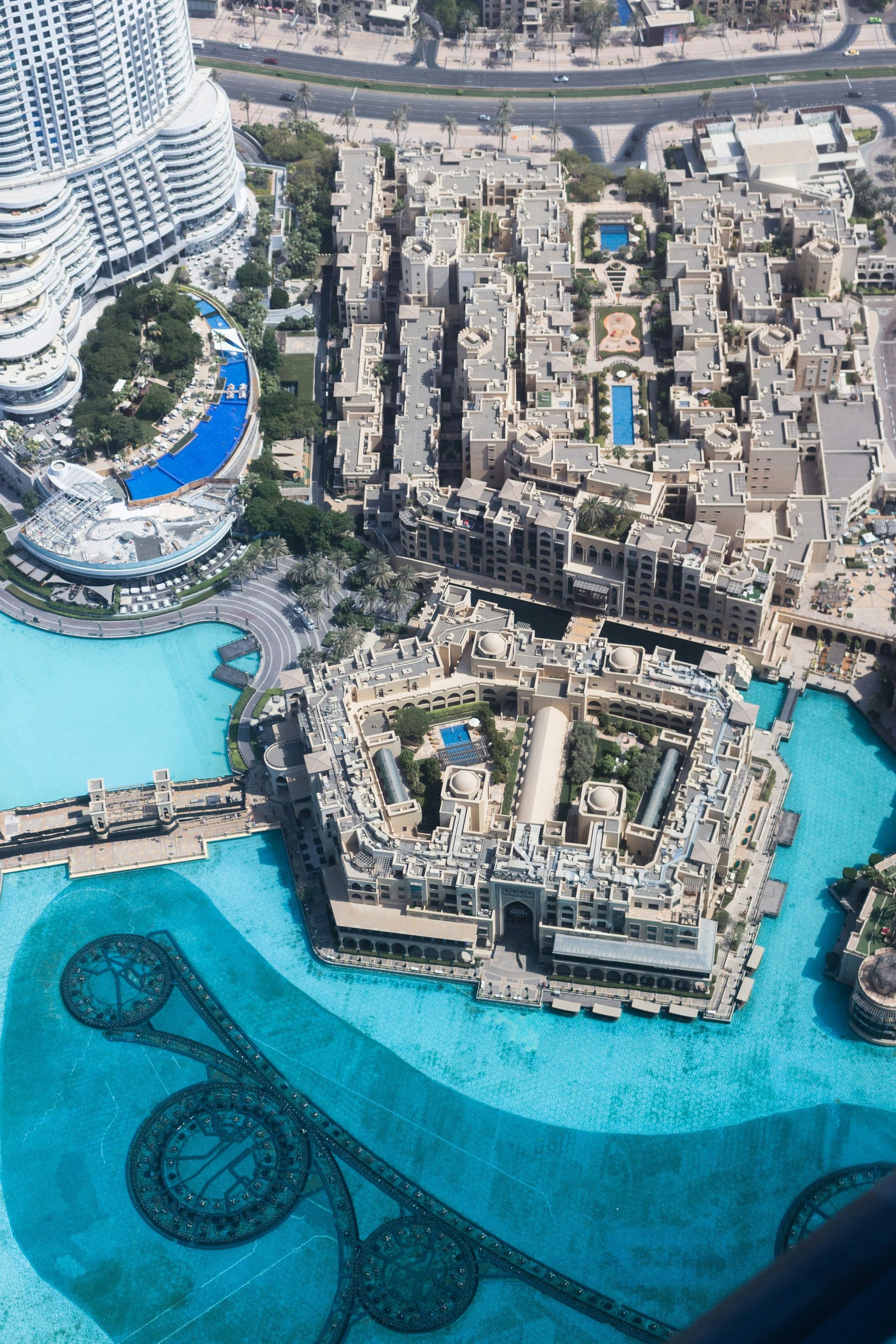 Swim under the moonlight 50 storeys high Swim under the moonlight 50 storeys high