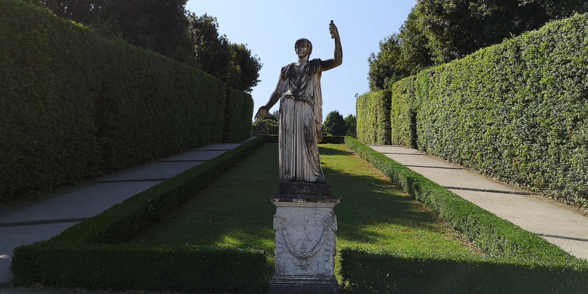 The Boboli Gardens The Boboli Gardens