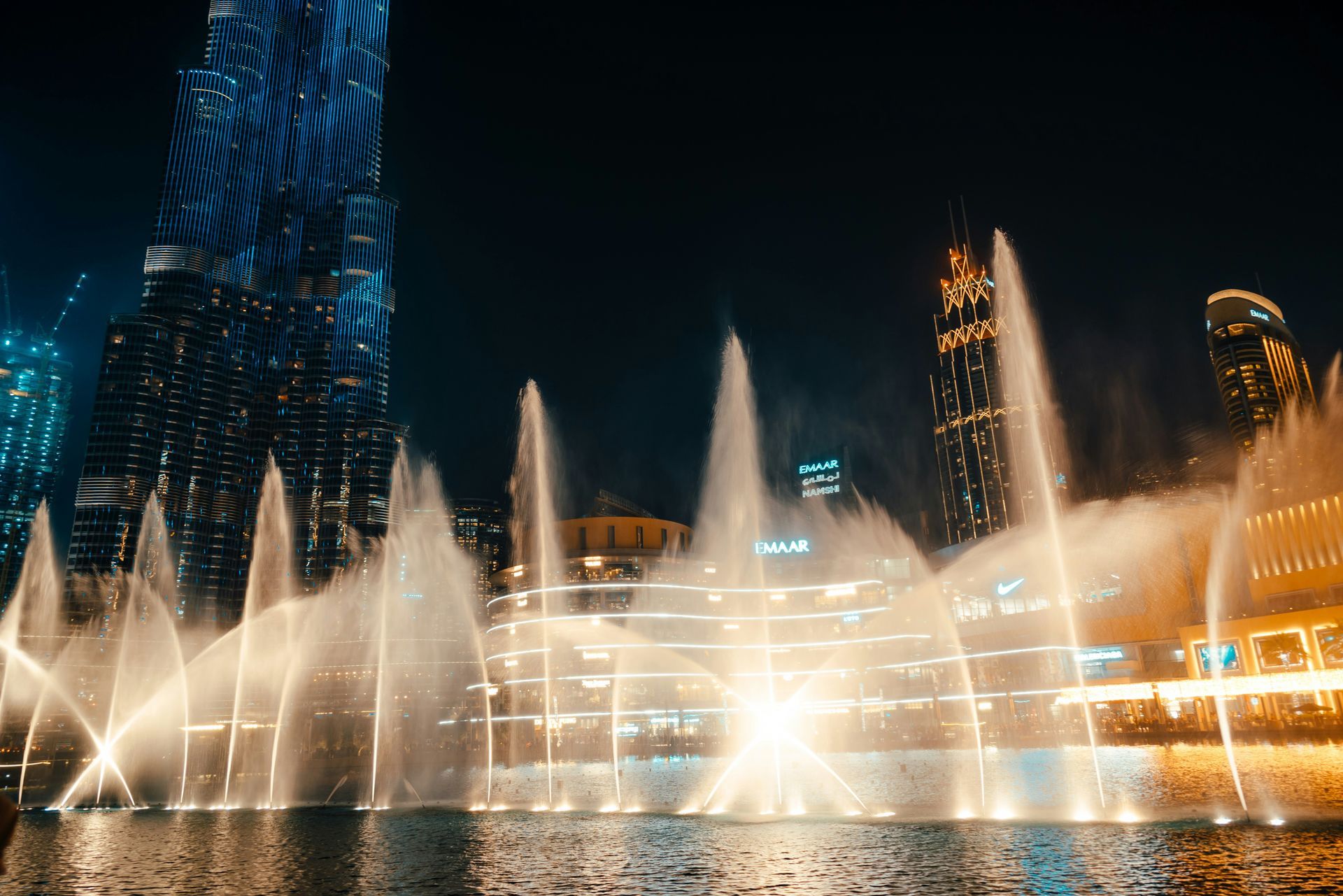 The Dubai Fountain The Dubai Fountain