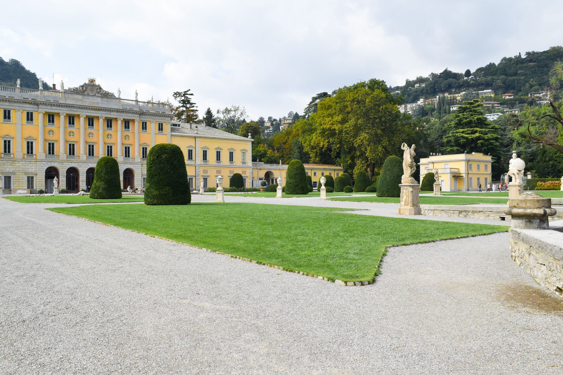 Villa Olmo's Green Oasis Villa Olmo's Green Oasis