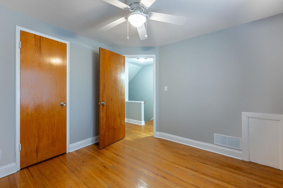 Apartment bedroom