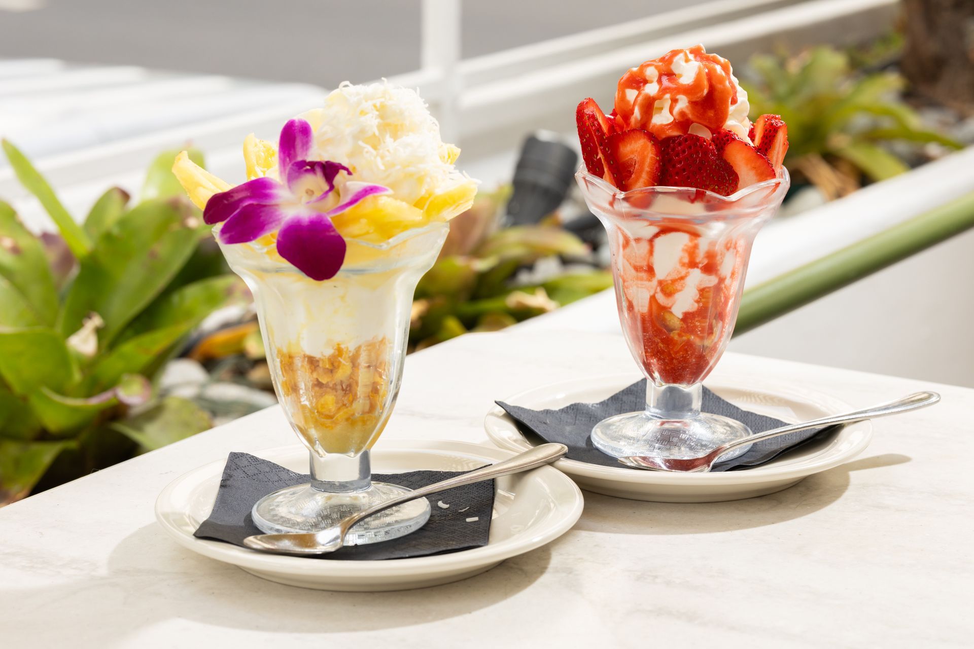 Cafe & Happy Hour โ Honolulu, HI โ Heavenly Island Lifestyle