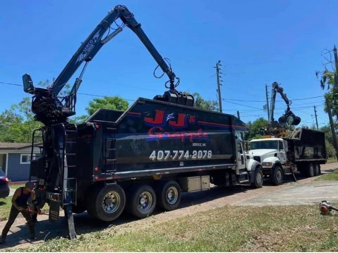 Grapple Truck Service Orlando