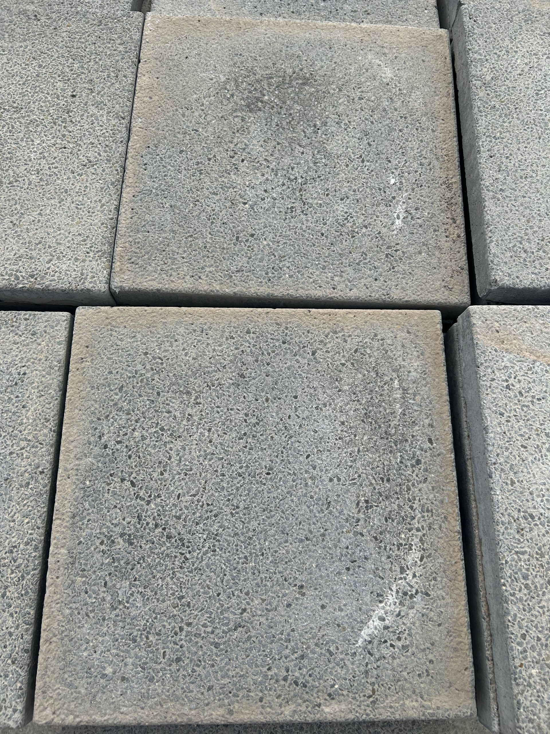 Sale On Now - 400x400x40 LF obsidian