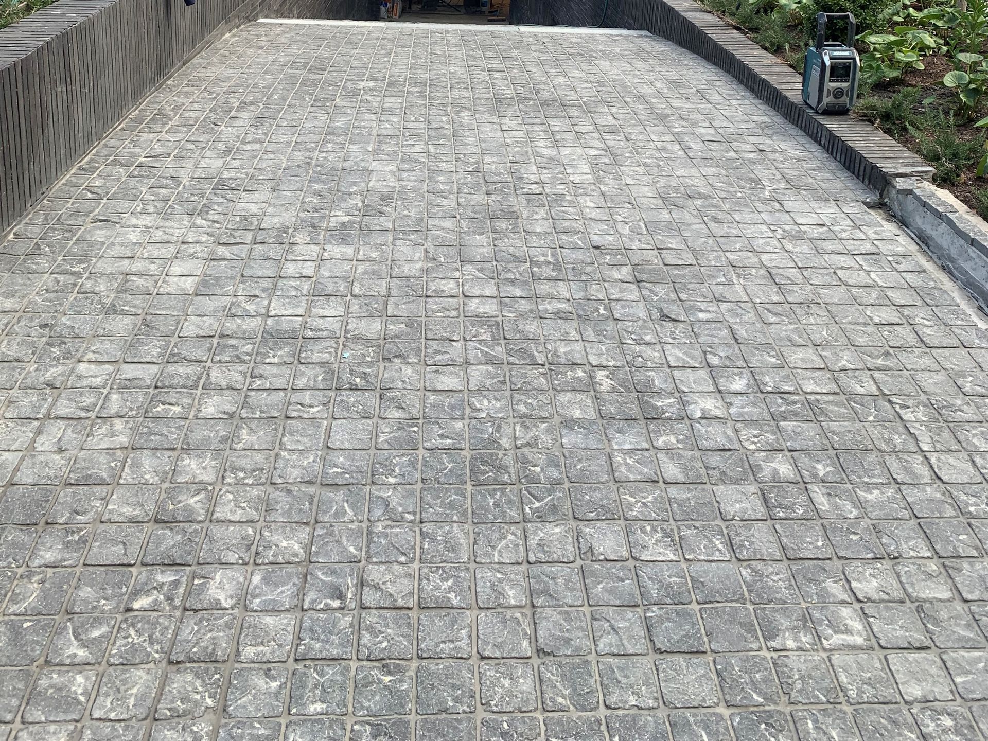 Cobblestones Gallery 02