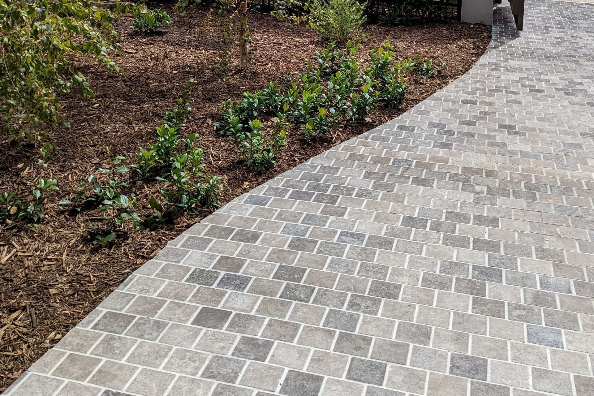 Cobblestones Gallery 10