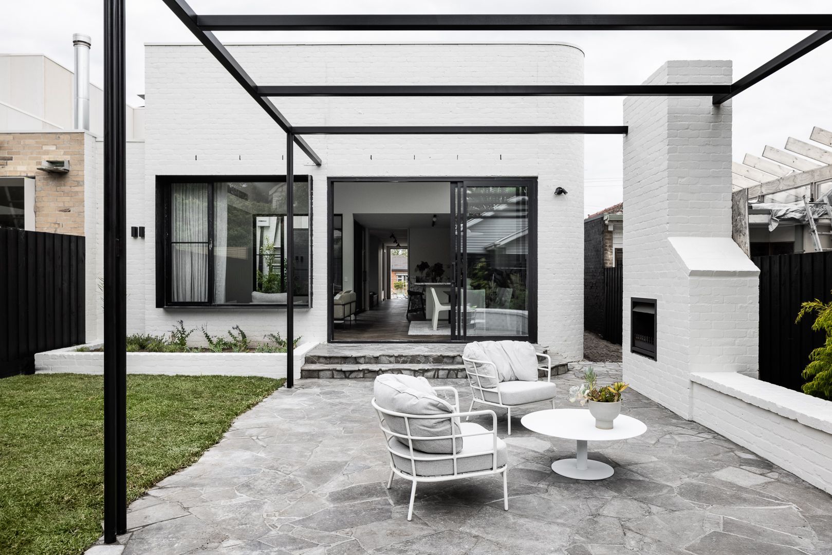 Patio Steps and Wall — Adelaide, SA — Playford Pavers