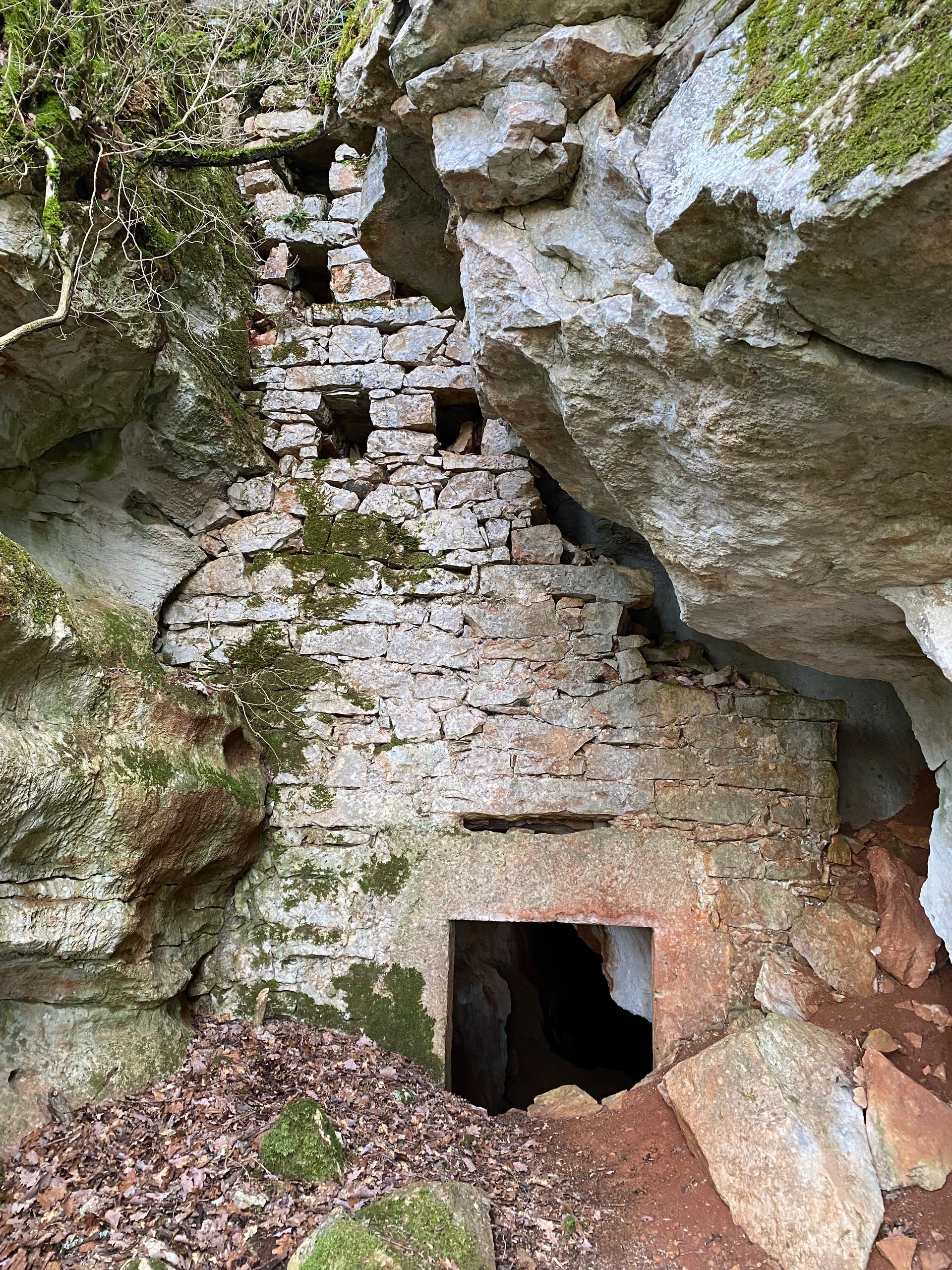 Original Cave Batarde still owned by Pierre's family