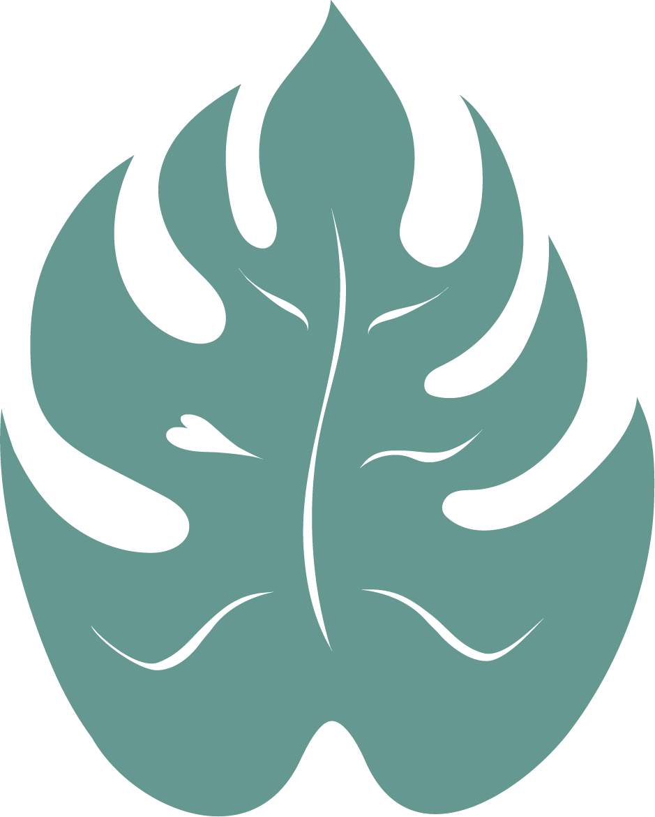 Een gestileerd logo in turquoise met een blad, een centrale steel en vlamachtige uitsparingen.