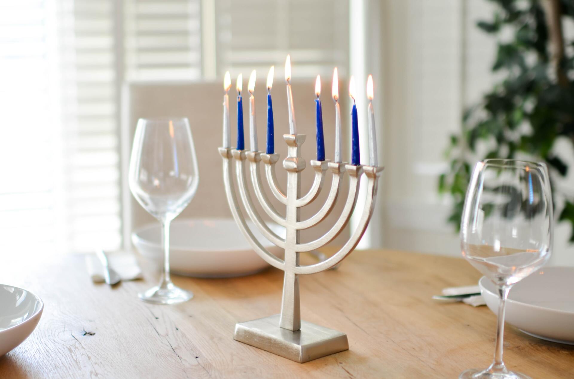 חנוכיות