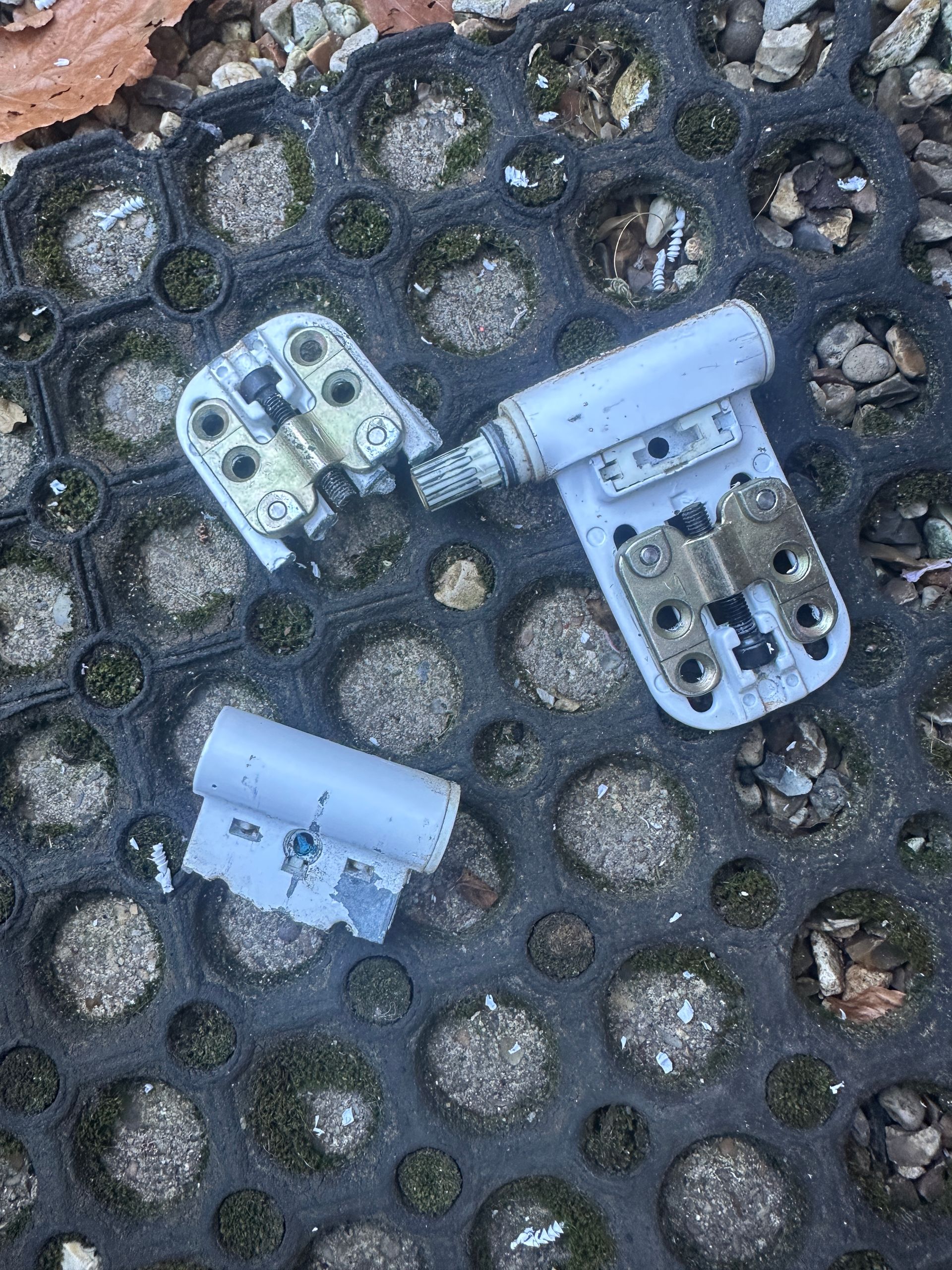 Replacement uPVC Door hinges