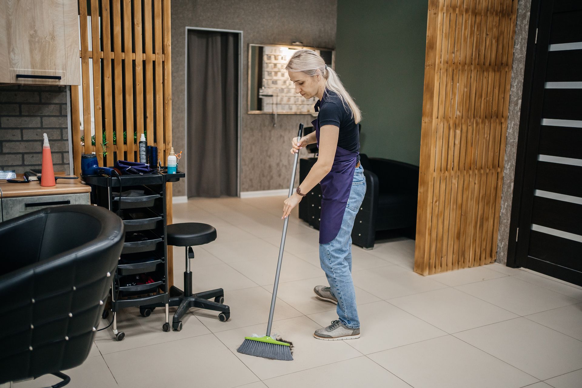 Cleaning the Floor - Residential Cleaning service in Trenton, NJ Cleaning the Floor - Residential Cleaning service in Trenton, NJ