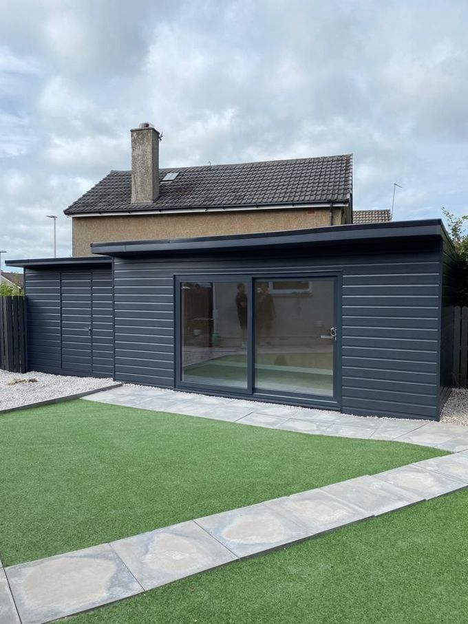 garden room with toilet 6m x 4m