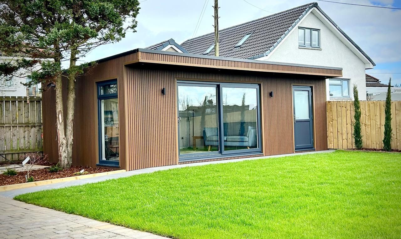 Garden Room With Shed Scotland | Oakspan Oakspan garden room with integrated shed and storage space