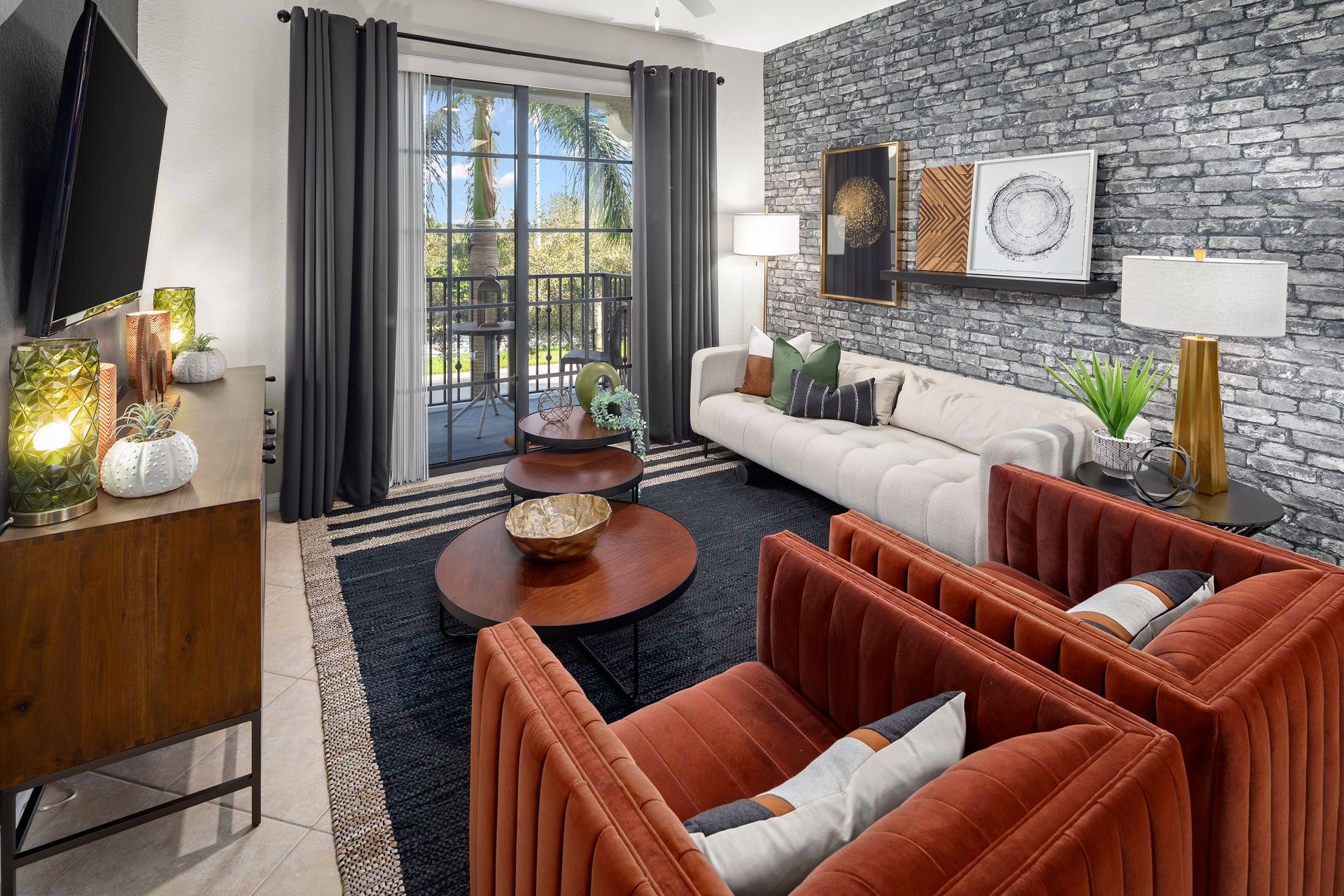 Gallery | Mosaic Apartments in Miramar FL
