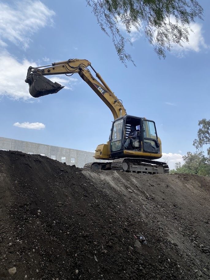 DEMOLICIONES Y EXCAVACIONES IMR