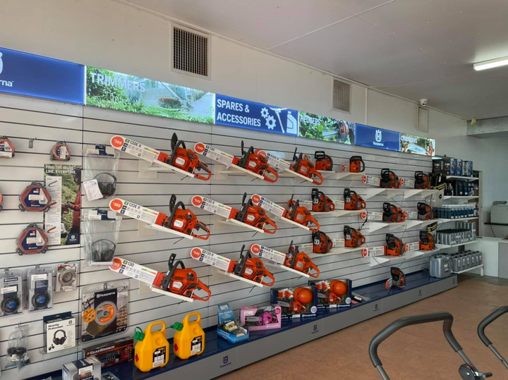 lots of motors