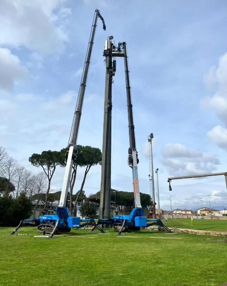 Piattaforma aerea a ragno 52 metri - Prato - Pratonoleggi