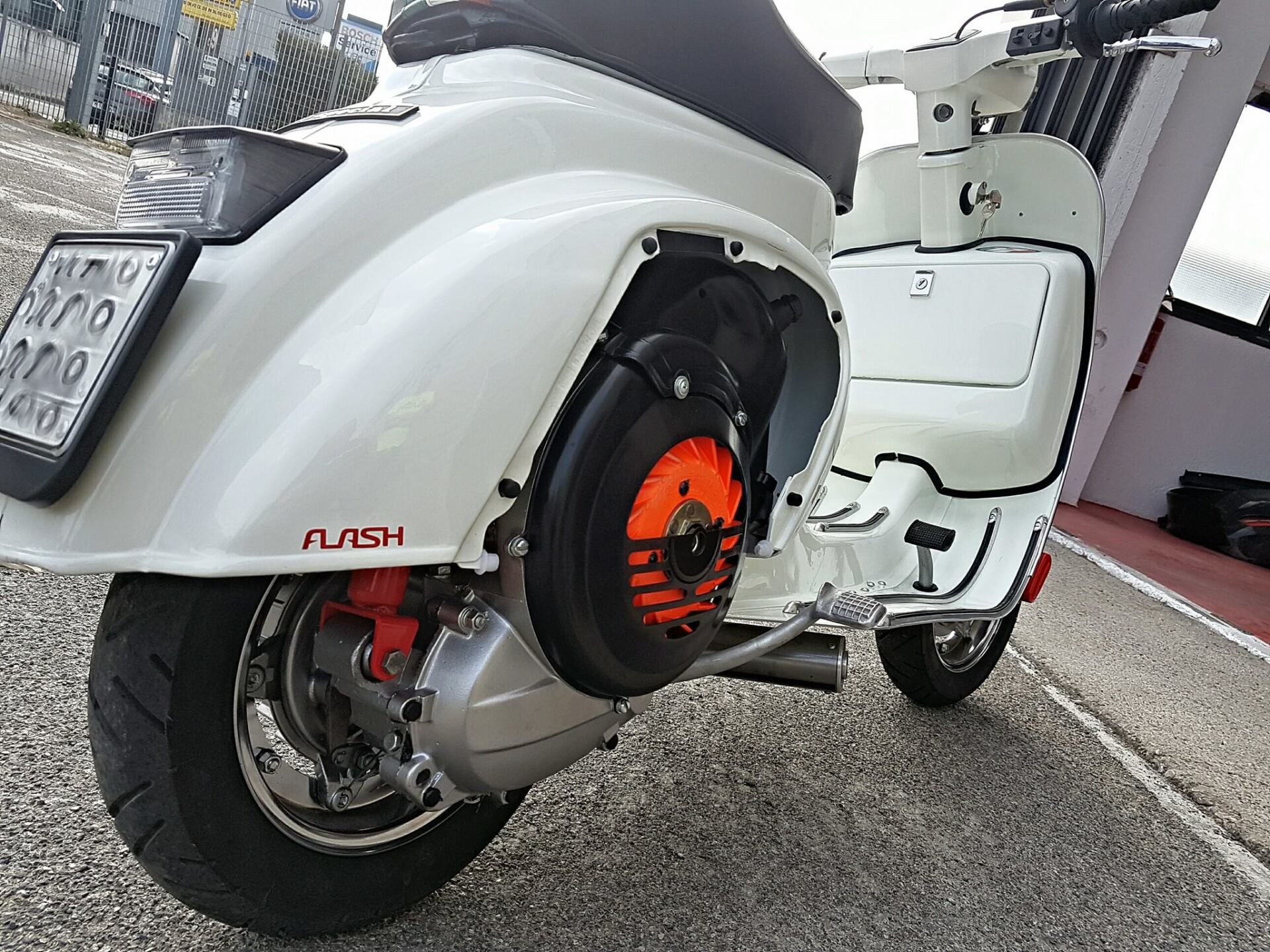 meccanica carrozzeria Flash