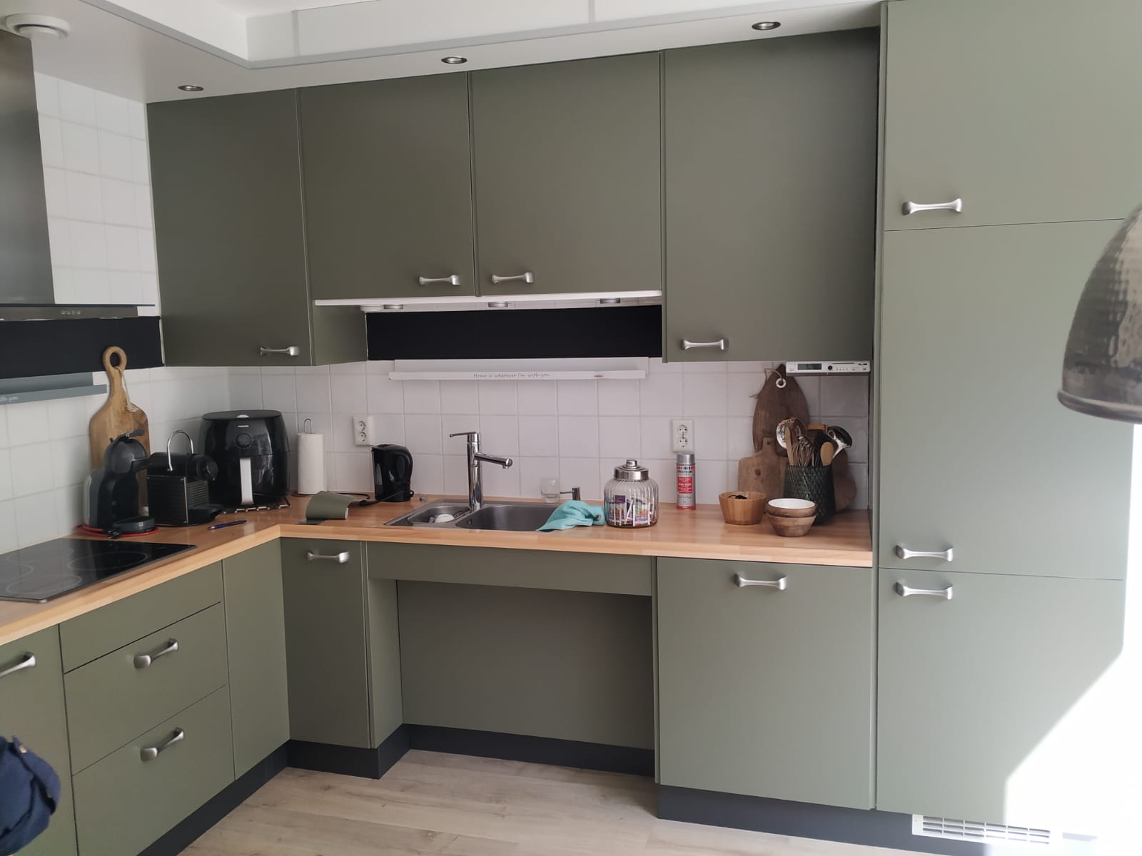 Keuken na wrappen - matgroen