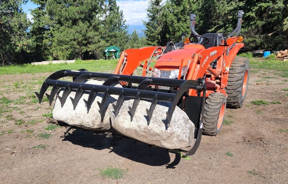 Grapple Rakes | Eagle Ridge Attachments