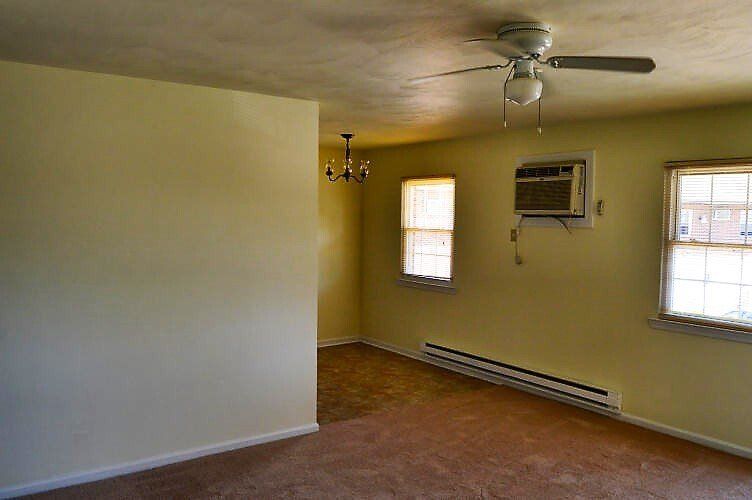 Fisherman's Landing living area
