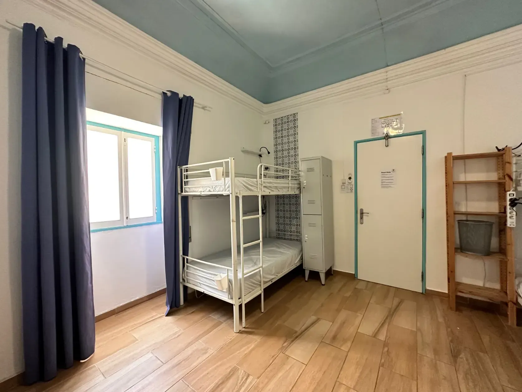 8 bed mix dorm photo Orange Terrace Hostel