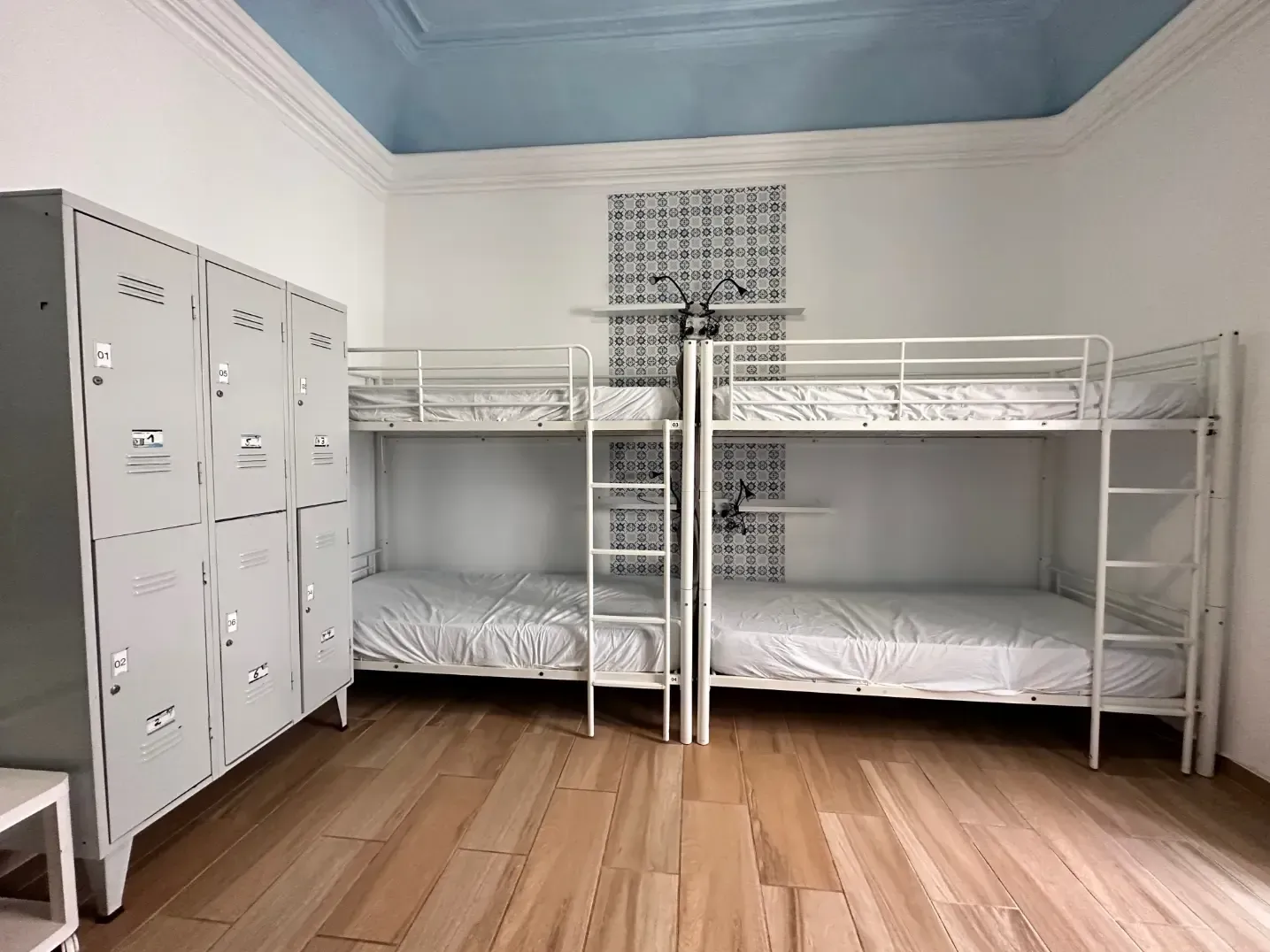 8 bed mix dorm photo Orange Terrace Hostel