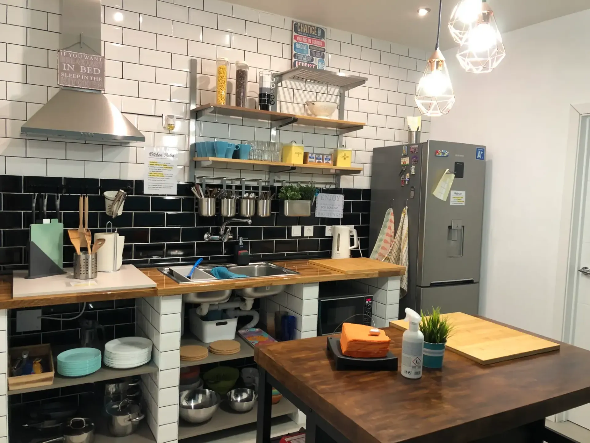 Orange Terrace Hostel Kitchen