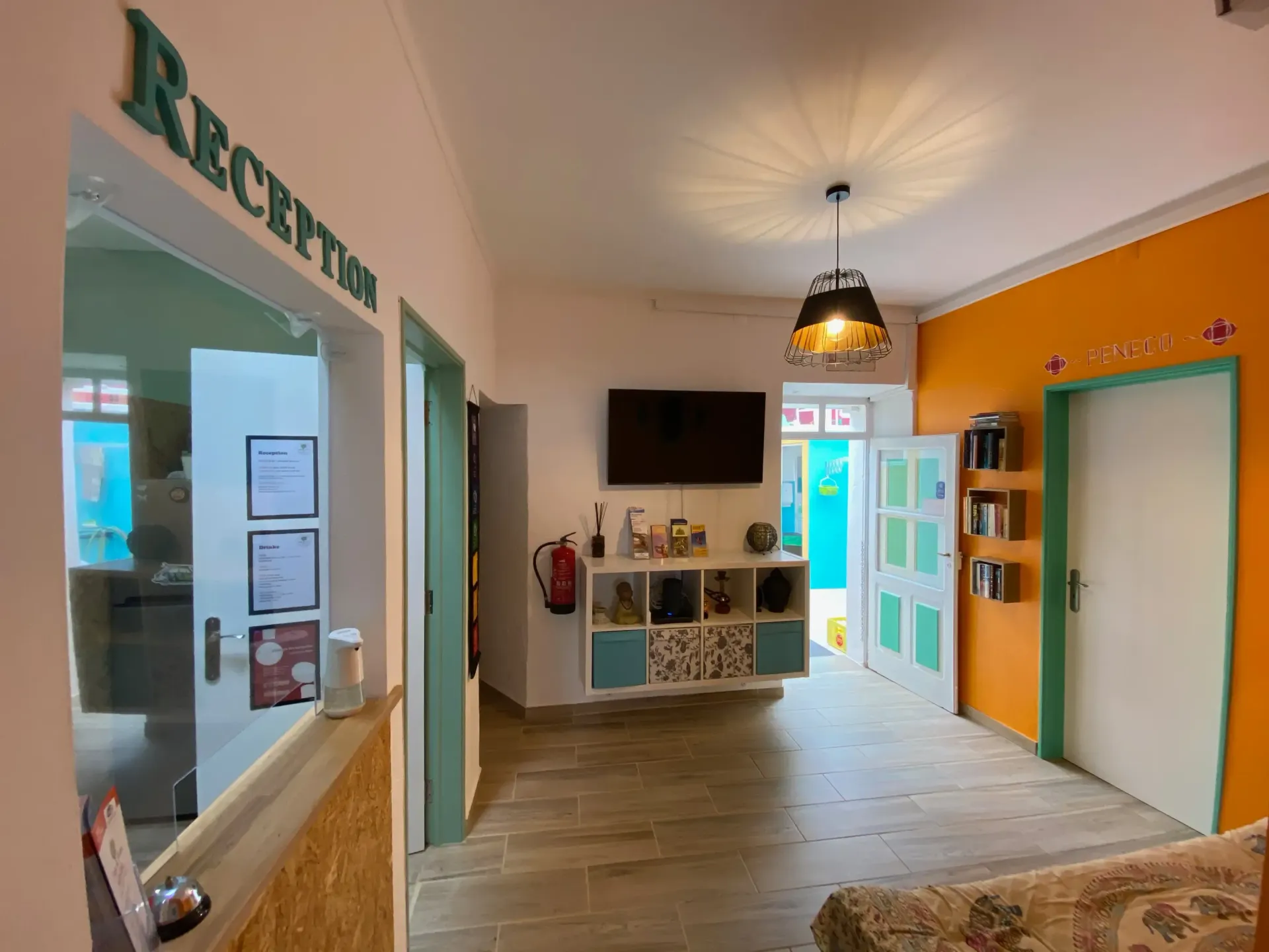 Reception Orange Terrace Hostel