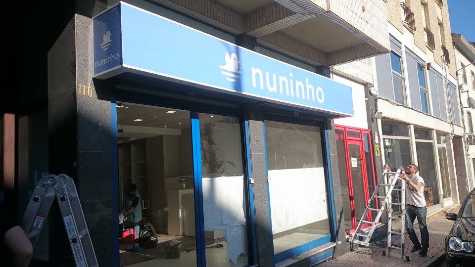 Reclamo luminoso