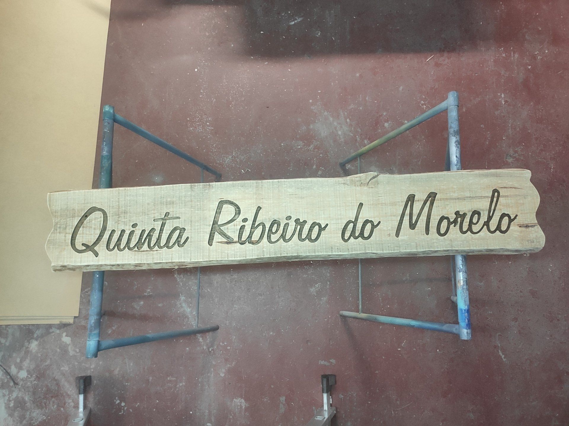 placar em madeira recortada em cnc