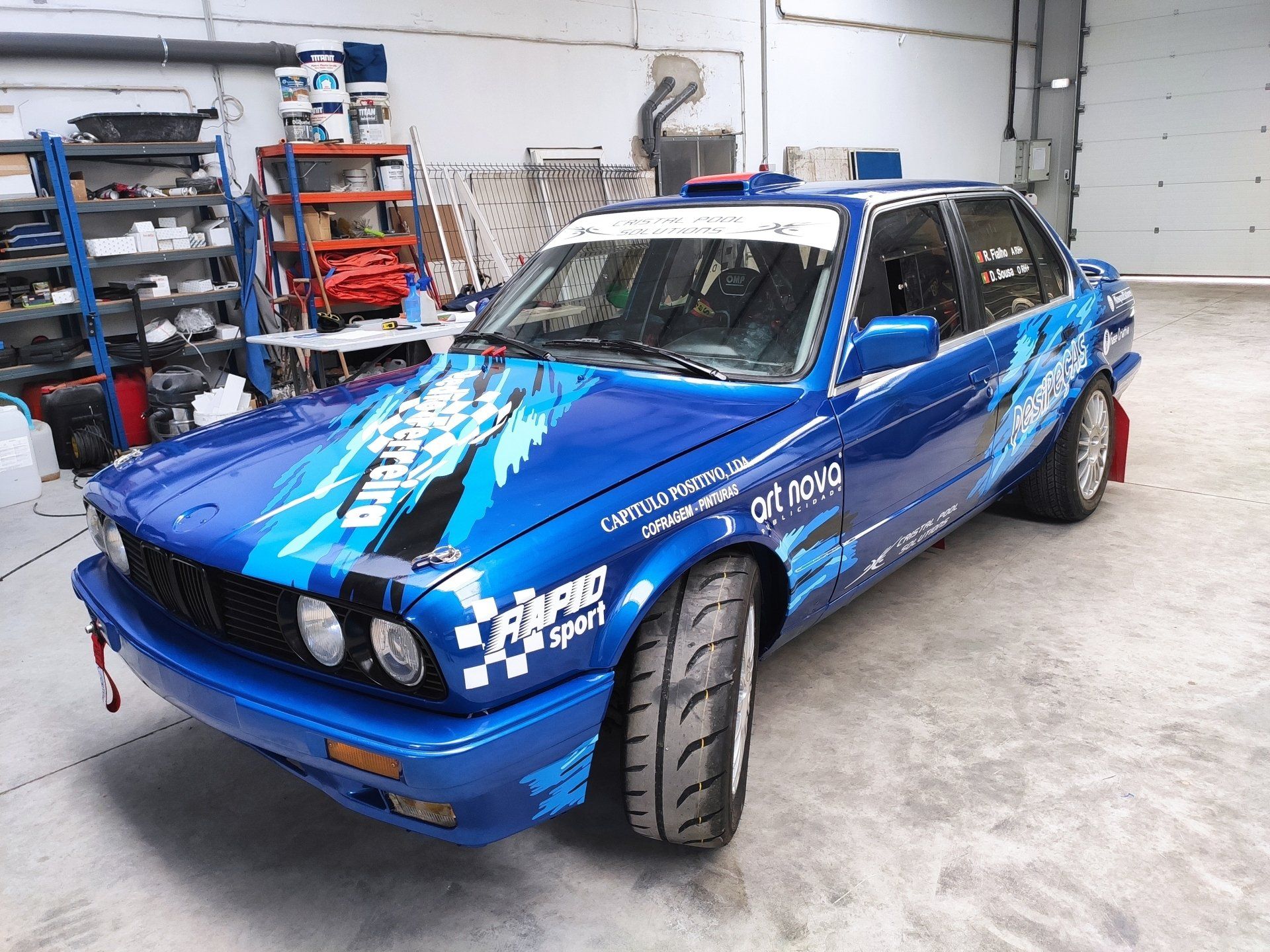 personalização de carro de raly
