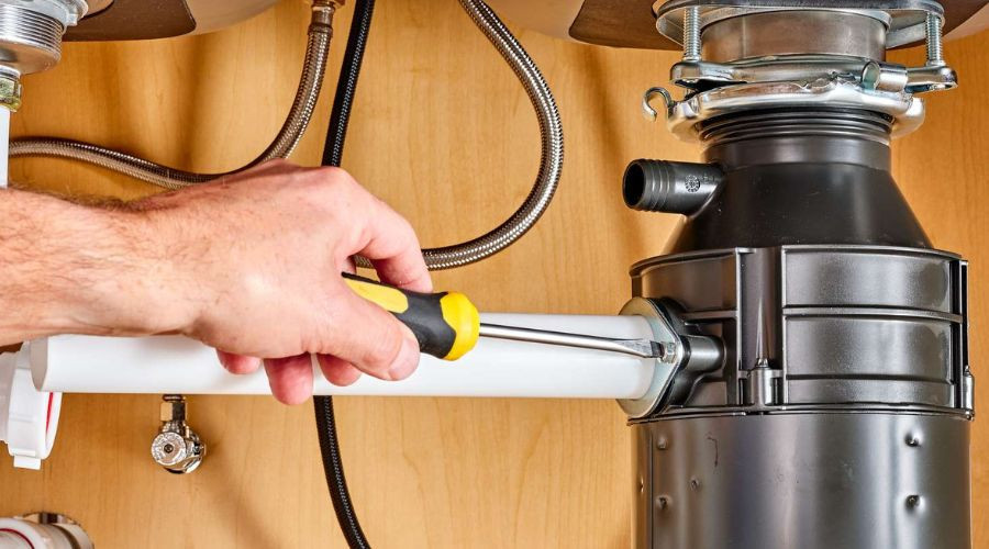 Fixing jammed plumbing Pipe