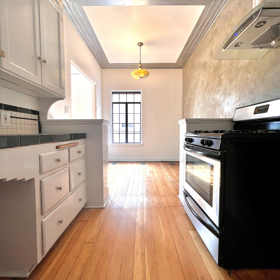 white-organized-kitchen