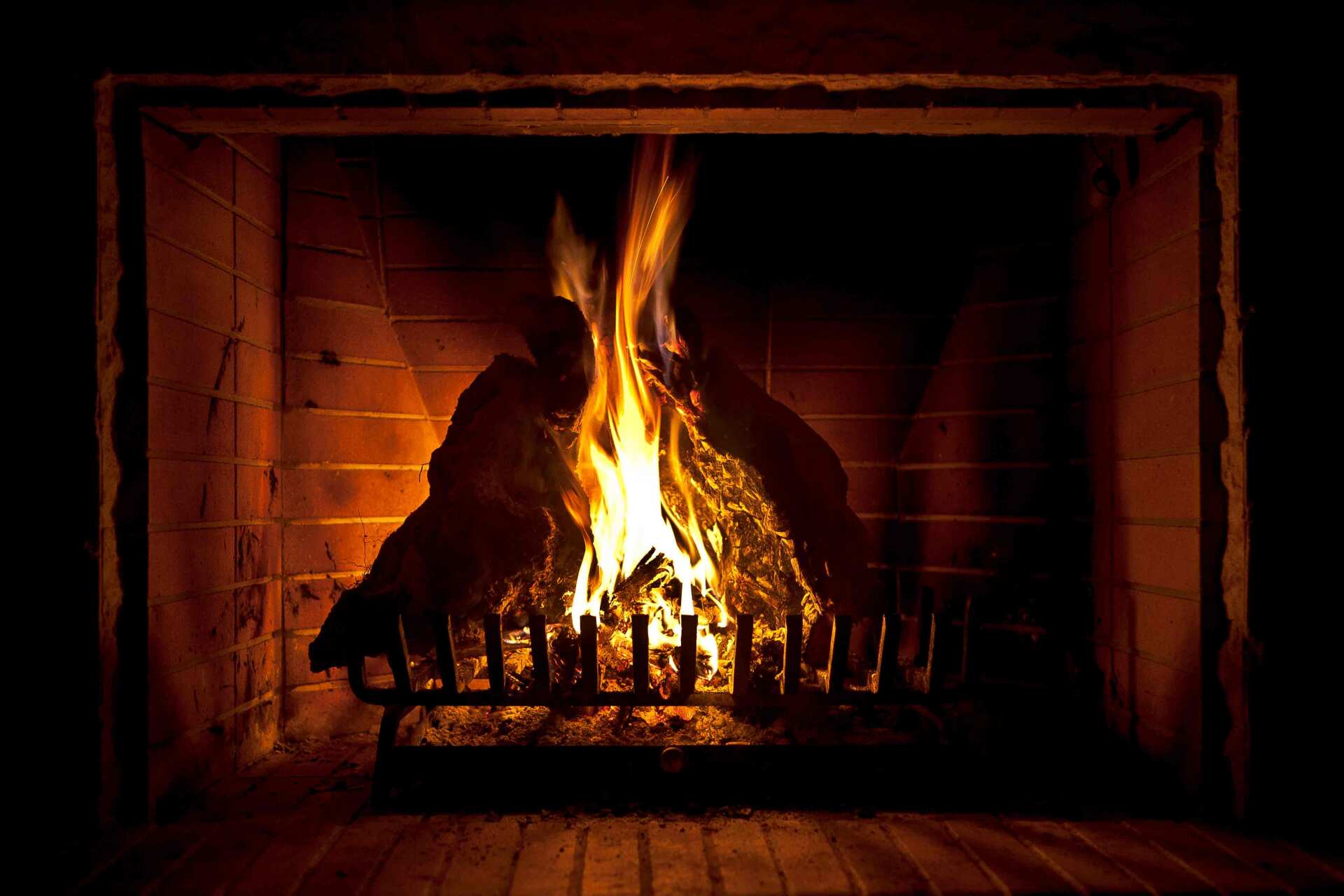Dark Fireplace — Rochester, NY — American Masonry & Chimney Corp Dark Fireplace — Rochester, NY — American Masonry & Chimney Corp
