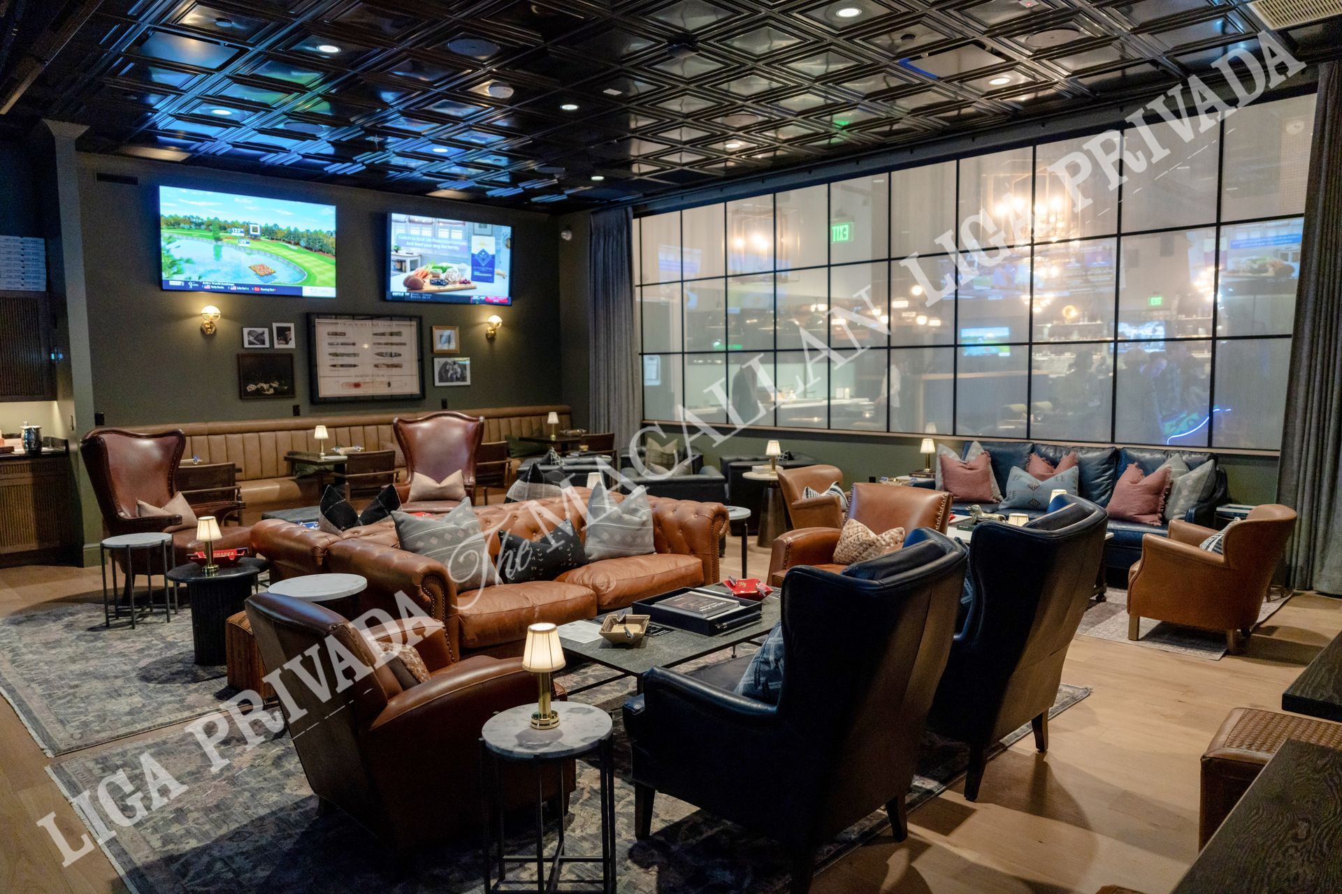 Scotch & Smoke lounge pic