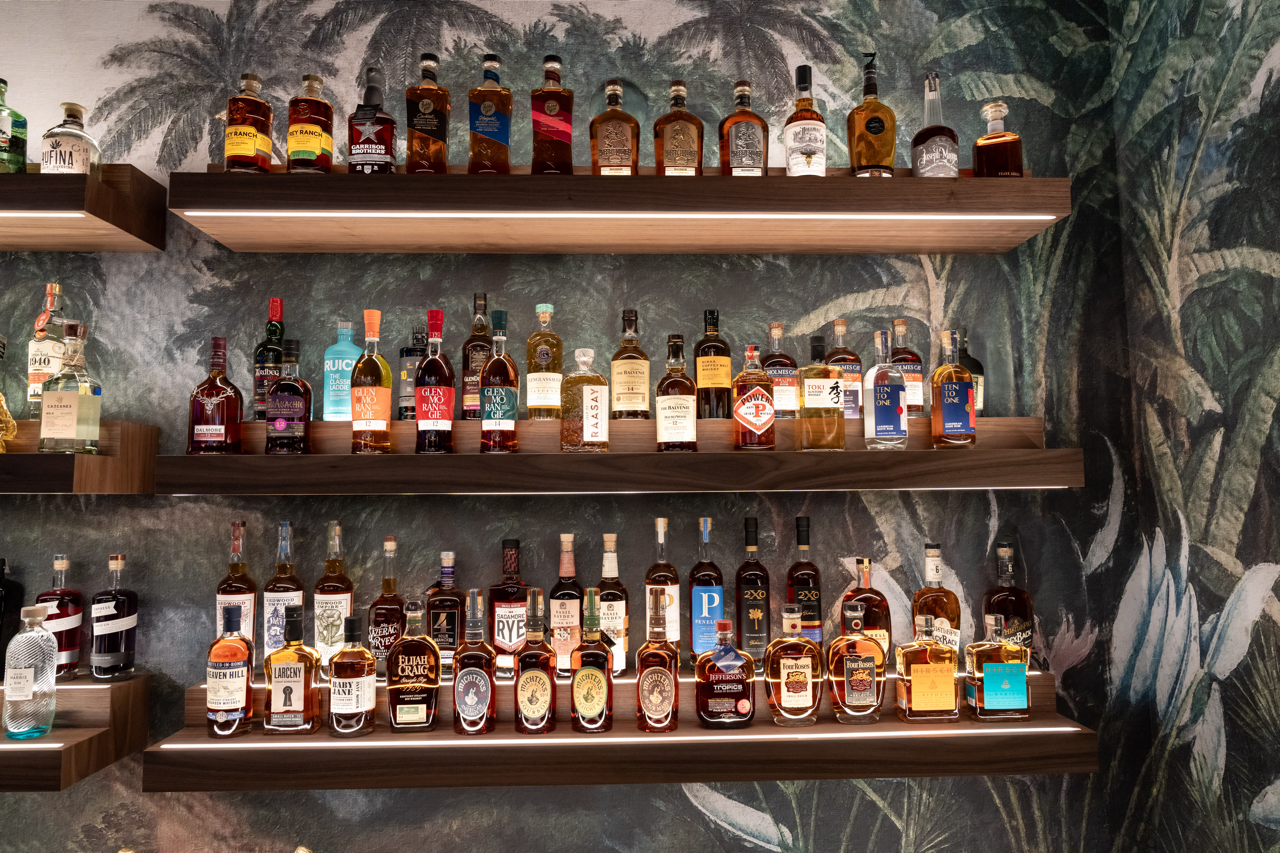 Trevor’s Liquor Paradise Valley Tasting Bar Photo