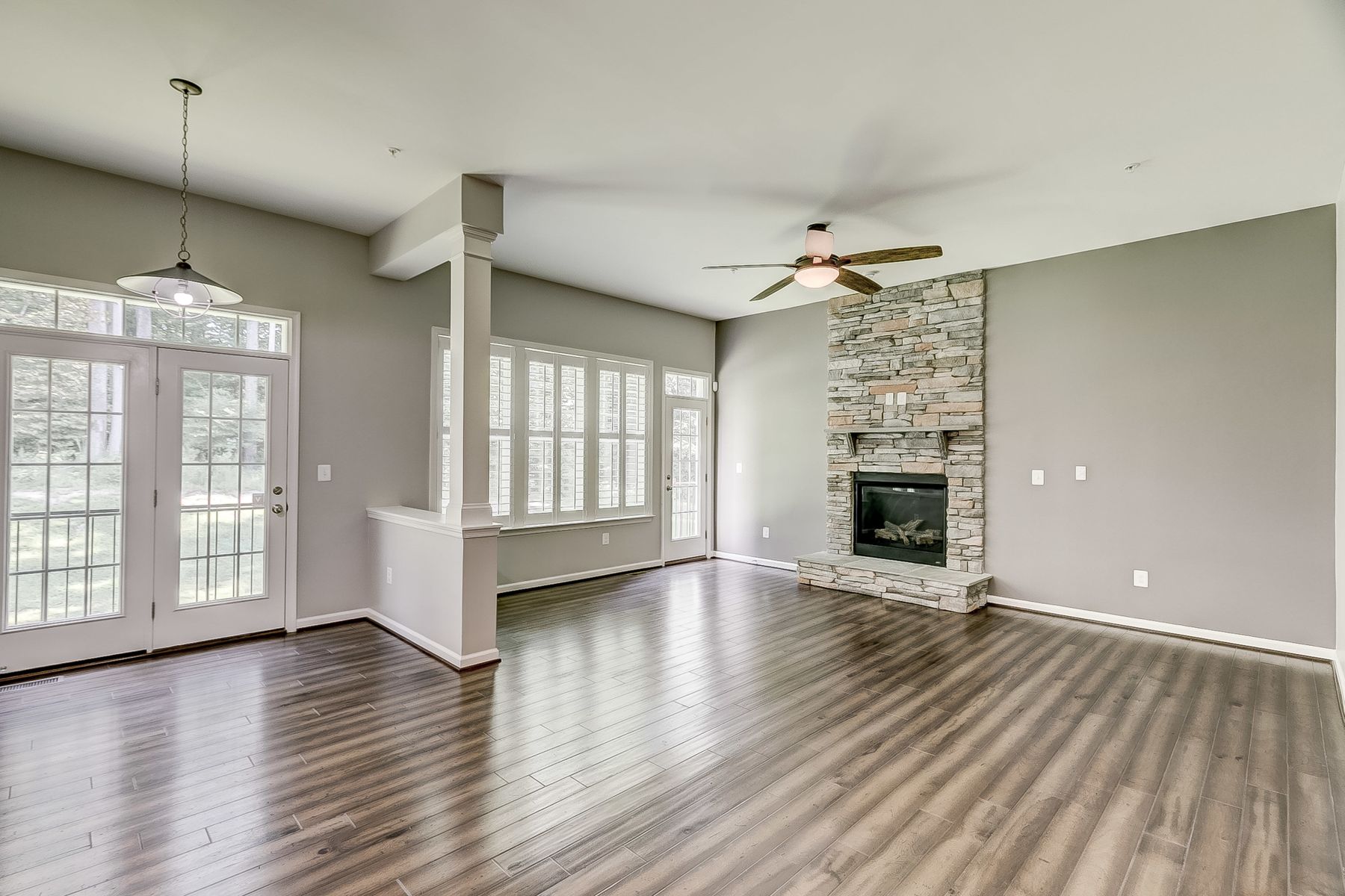 Before Virtual Staging - Vacant Room