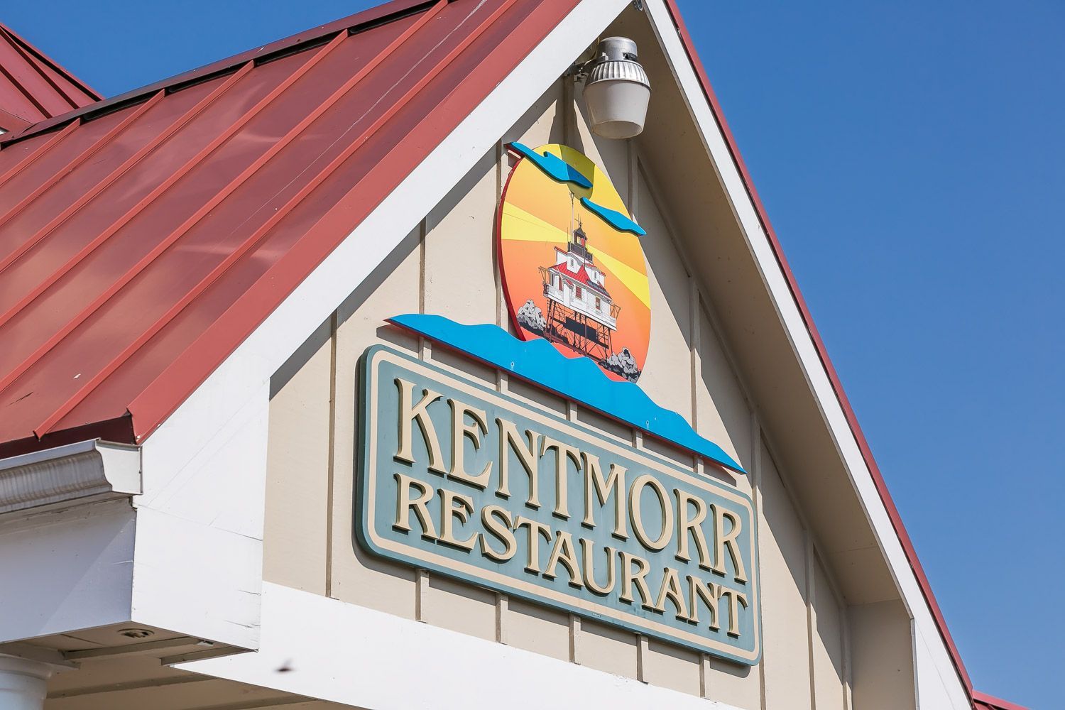 HDR Photograph of Kentmorr Restaurant - Front view from outside
