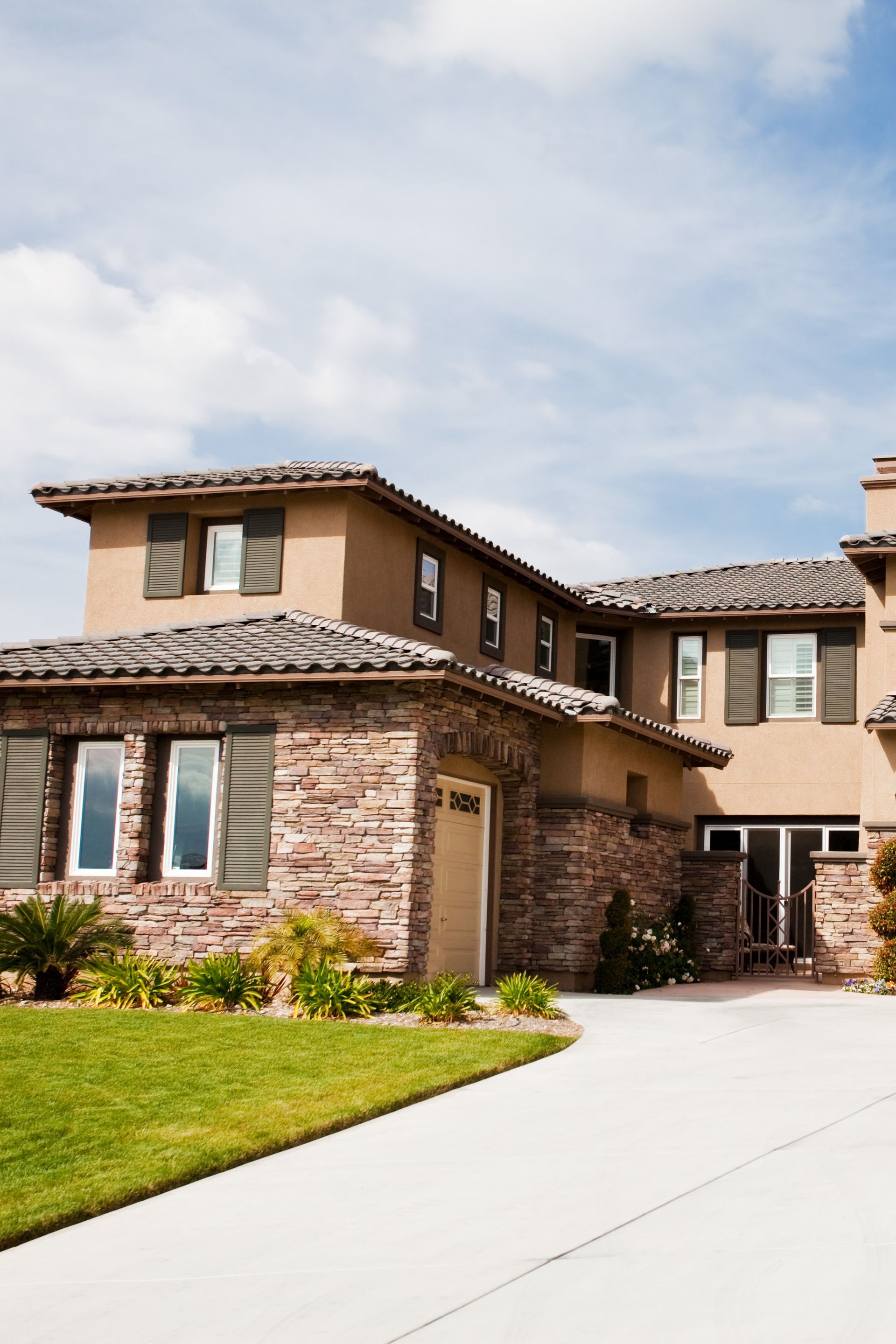 Stone Installation Company | Wesley Chapel, FL | Valla Construction