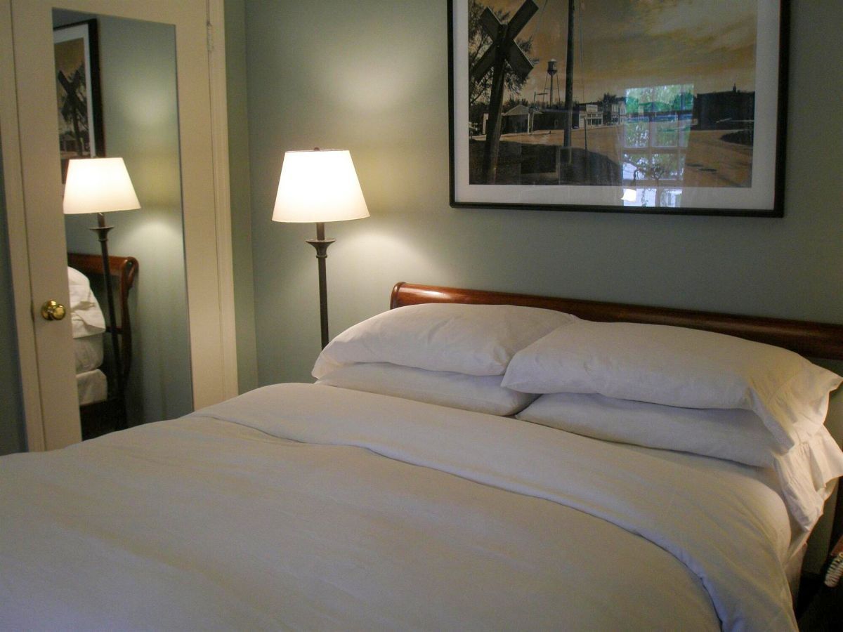 full bed