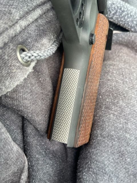 chekering engraved