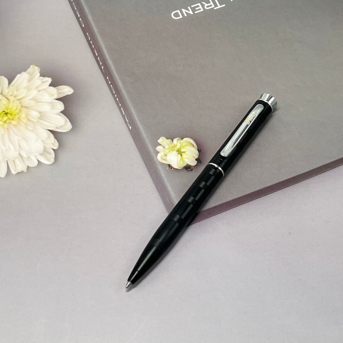 Bolígrafo de cristal DT&CREATION con línea de anillo para contemplar el cielo