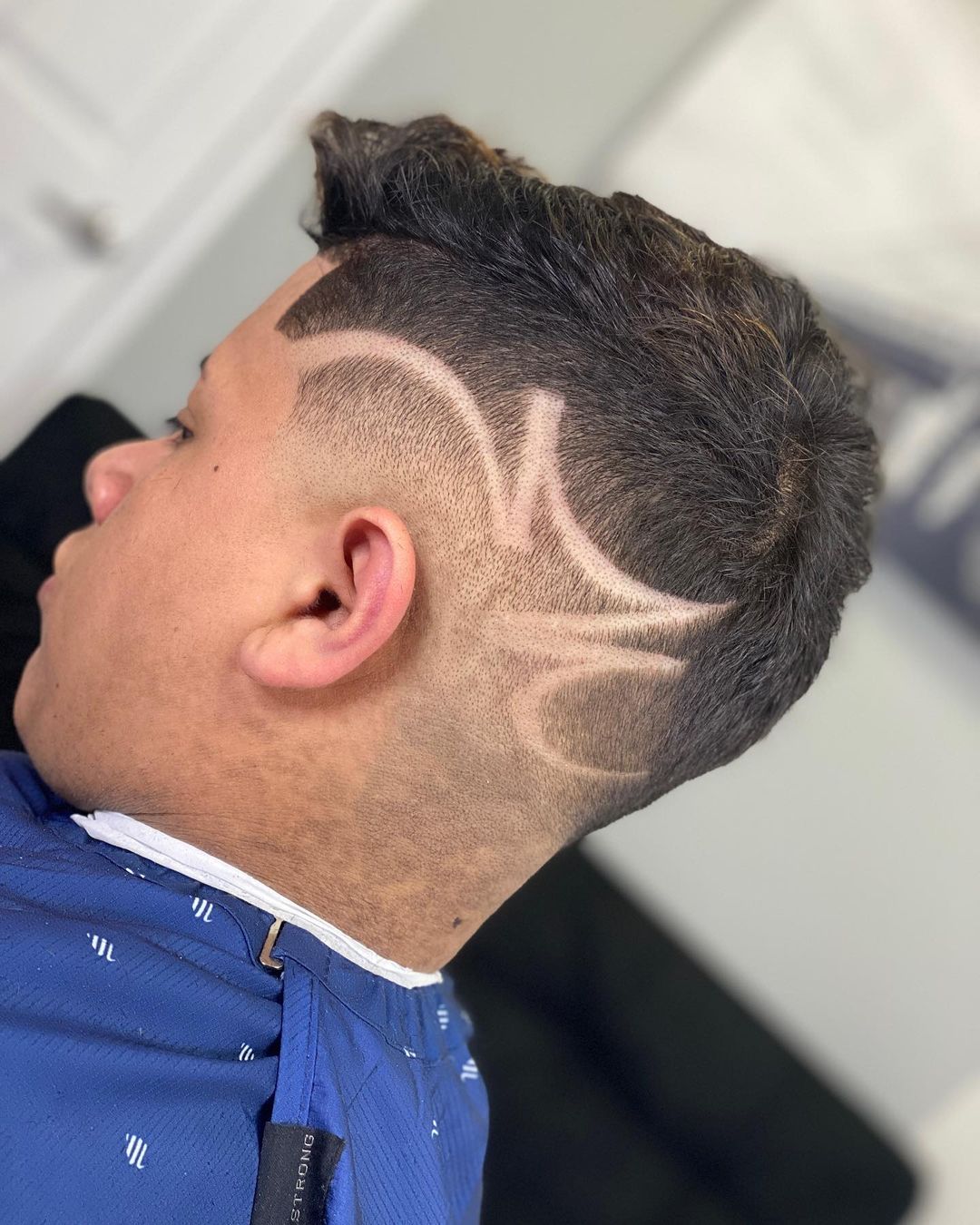 Best in South Elgin Gentlemen's Barber Lounge