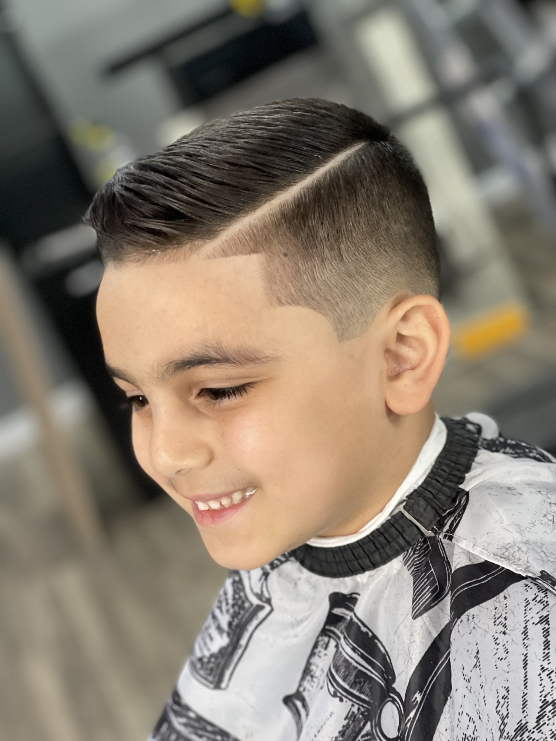 Best in South Elgin Gentlemen's Barber Lounge