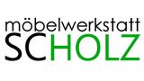 Logo mit der Aufschrift „Möbelwerkstatt SCHOLZ“ in schwarzer und grüner Schrift auf weißem Hintergrund