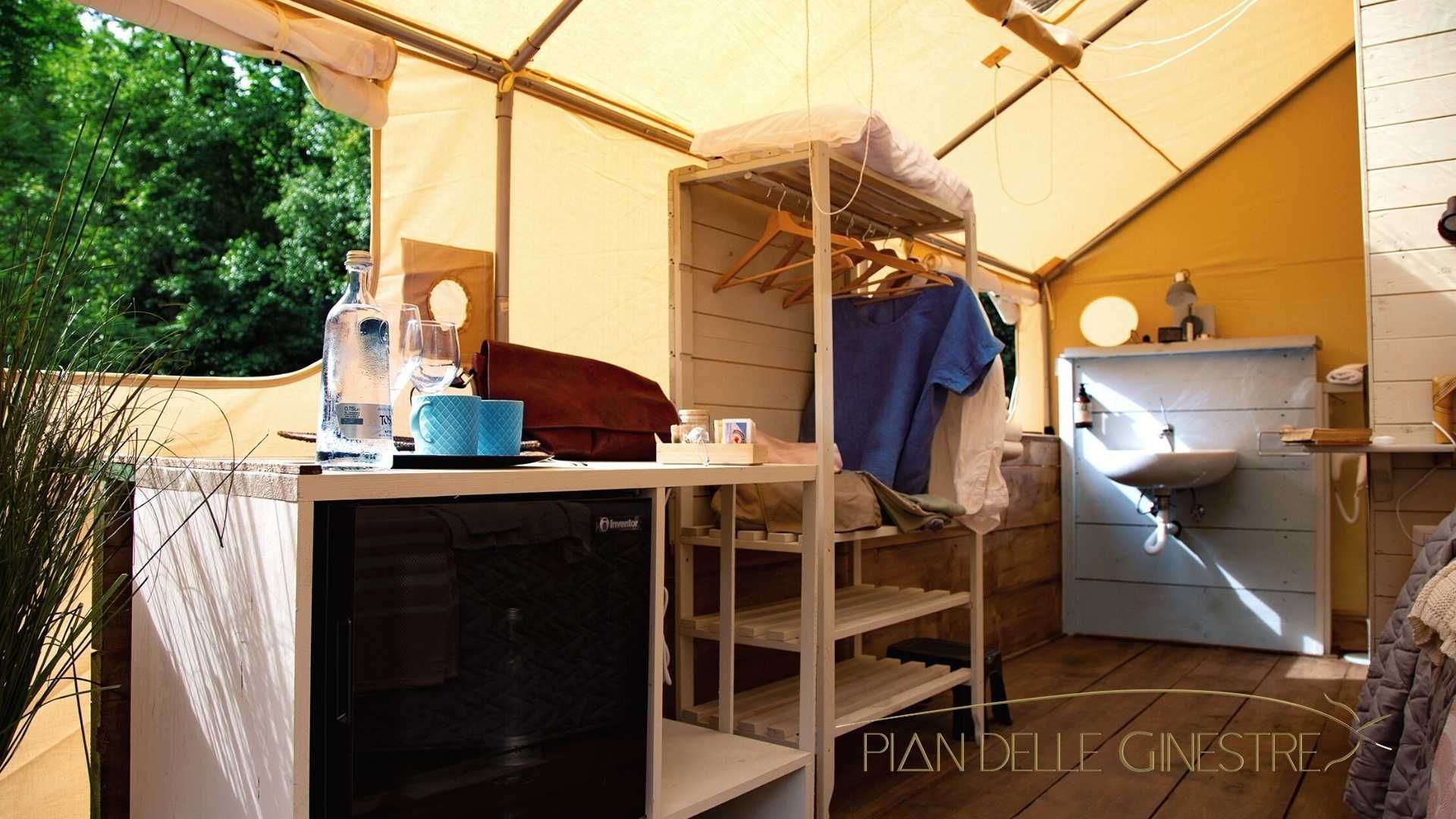 Interni delle Lodge Tent di Pian delle Ginestre